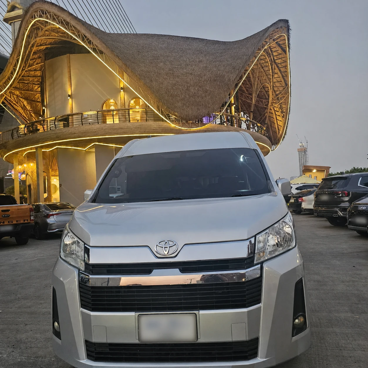 Mam Taxi Service vehicle 3