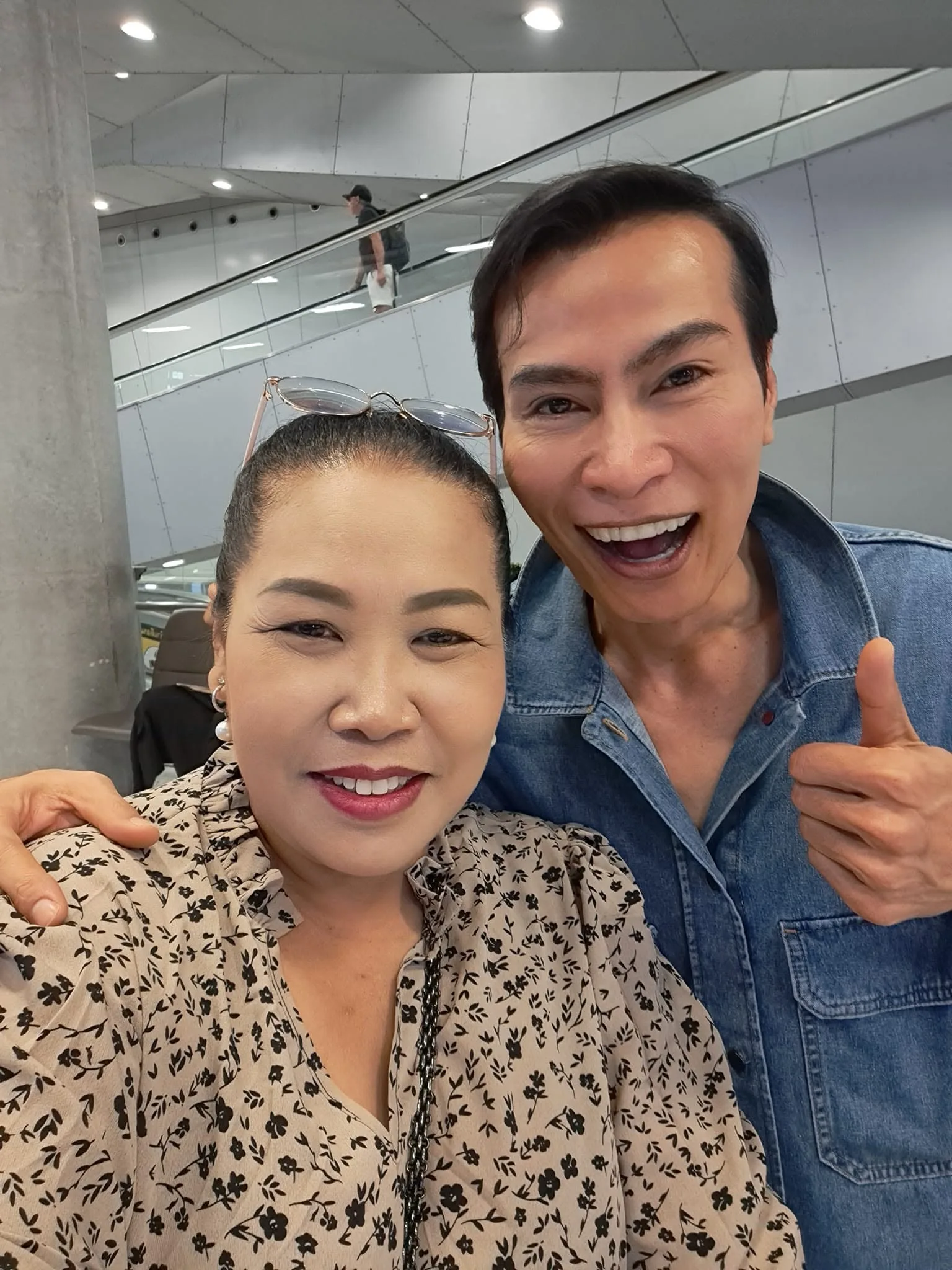 Airport pickup moment 2