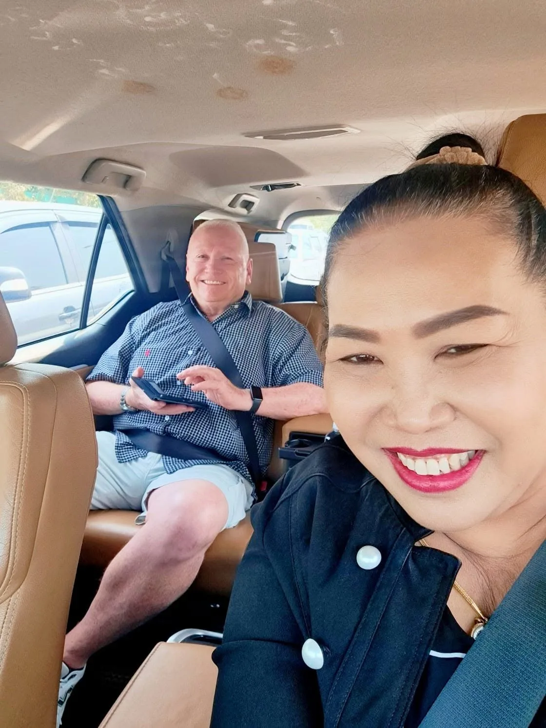 Airport pickup moment 7
